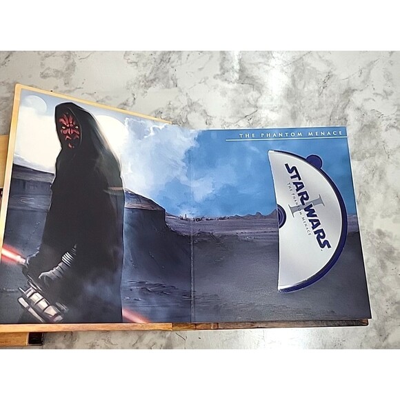 Star Wars: The Complete Saga In 9 Blu-ray Disc Includes All 6 Movies 1977-2011 - Picture 5 of 6